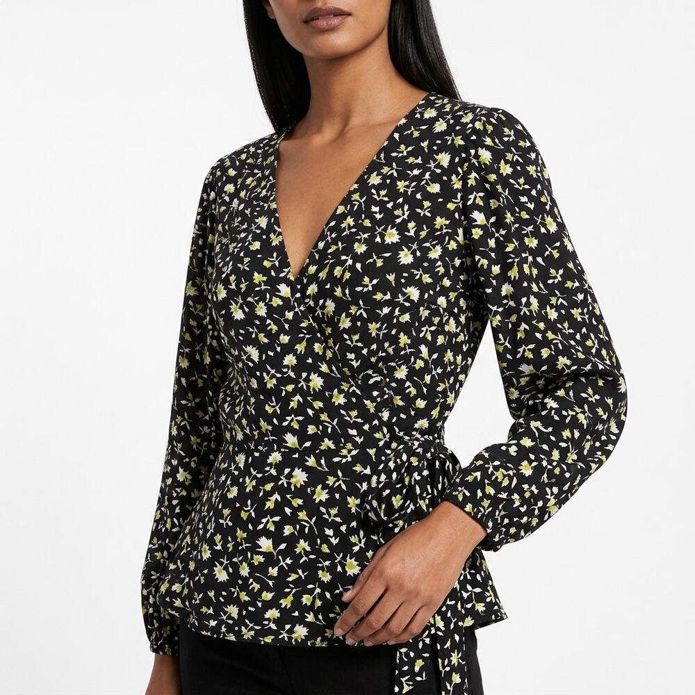 Banana Republic Black Floral Print Wrap Blouse Women Size MT Tall